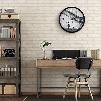 バンクシー　バルーンガール木製掛時計 Amazon.co.jp: 掛け時計 Banksy バンクシー 風船少女 壁かけ時計